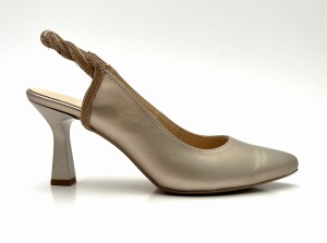 2665 złote czółenka z odkrytą pietą z ozdobnym warkoczem