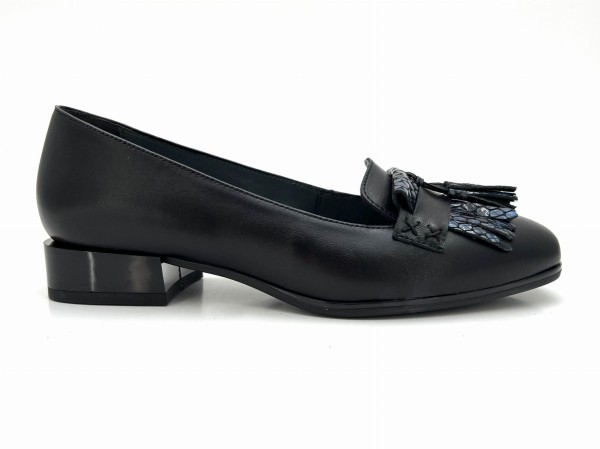 2726 CZAR 301-GRA348 (1).jpg