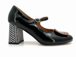 2764 czarne czółenka zapinane na pasek 